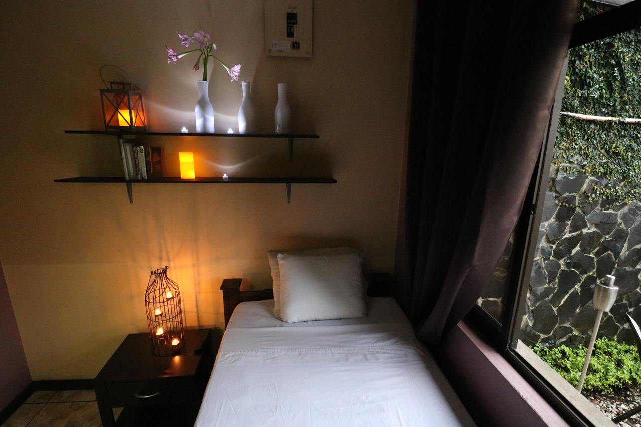 Hotel Casa Aura カルタゴ エクステリア 写真
