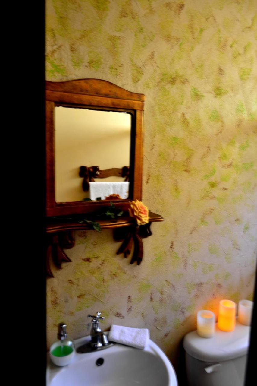 Hotel Casa Aura カルタゴ エクステリア 写真